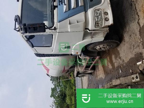 轉讓三臺個人戶的三一攪拌車