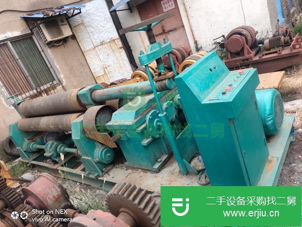 出售二手實心國標W11-20*2000對稱式機械卷板機數(shù)臺