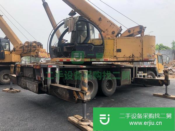 出售二手的九成新的柳工20A吊車