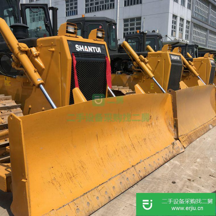 轉(zhuǎn)讓:二手160推土機(jī)出售
