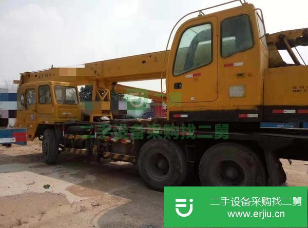 轉(zhuǎn)讓二手的徐工16D吊車. 手續(xù)齊全