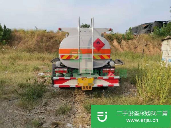 轉讓5噸二手東風多利卡油罐車處理