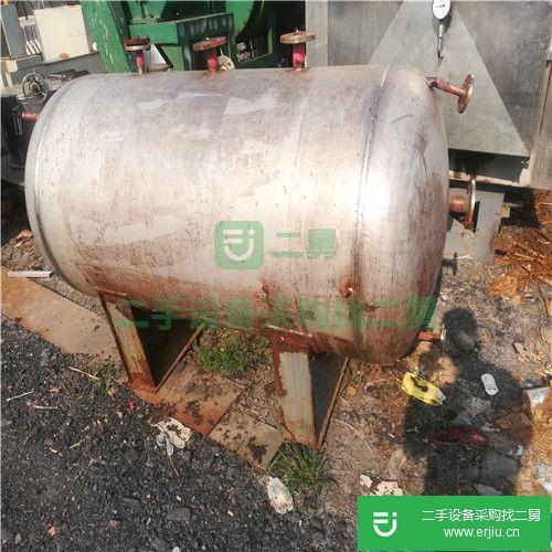 轉(zhuǎn)讓二手儲罐 二手不銹鋼儲罐 攪拌罐 反應(yīng)釜
