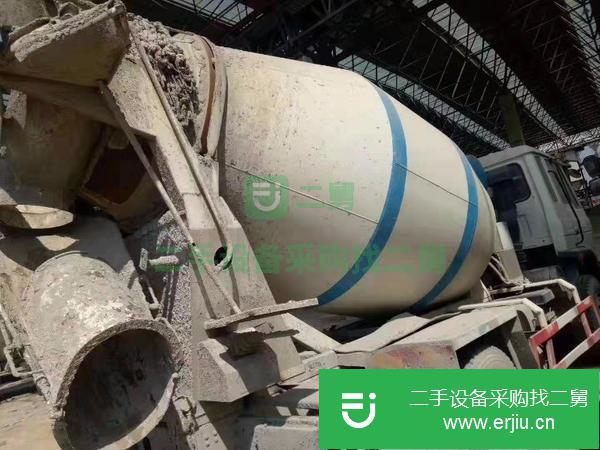 出售18年東風(fēng)凌河攪拌車  國五排放  170馬力