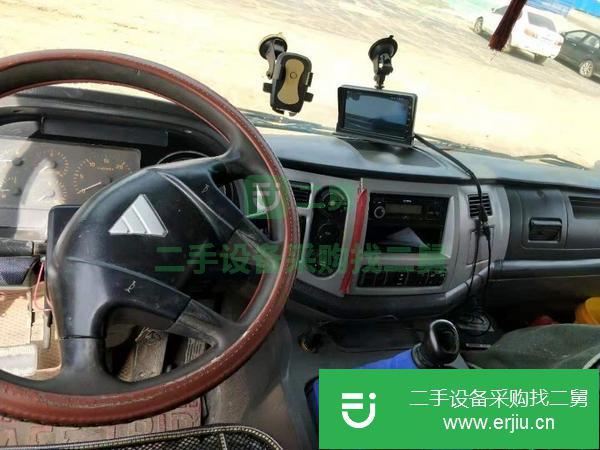 轉(zhuǎn)讓二手的歐曼310大箱5.6牽引車(chē)