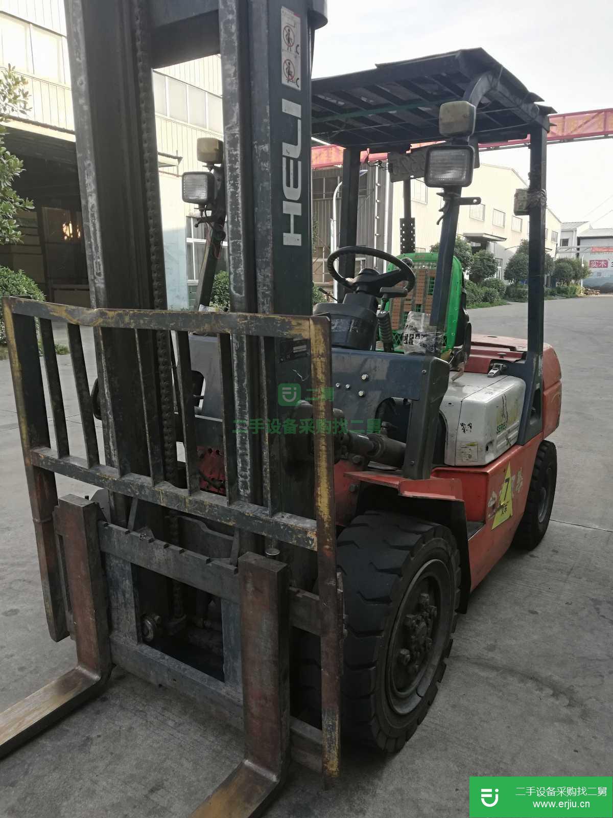 合力 2-3.5噸 叉車 (二手叉車兩臺出售)