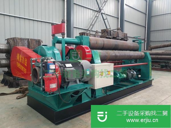 出售國(guó)標(biāo)W11-20*2200對(duì)稱式機(jī)械自動(dòng)卷板機(jī)
