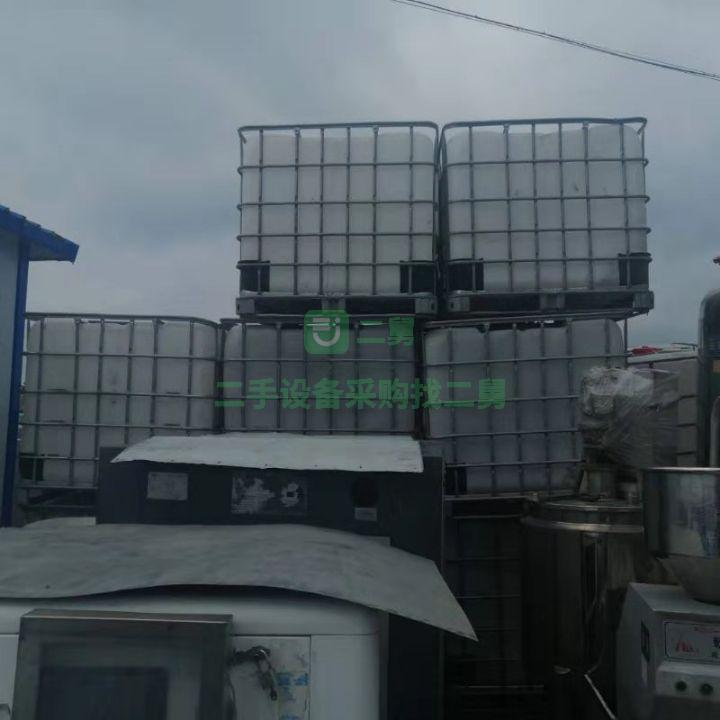 急售二手9成新噸桶500臺 價格實惠