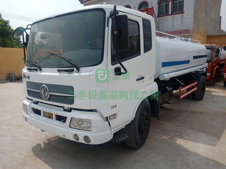 8成新，廠家直銷灑水車東風(fēng)天錦康明斯發(fā)動機