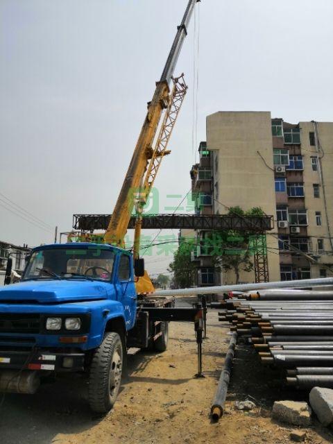 急售9成新徐工吊車徐工8B.5