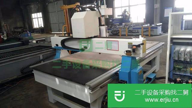 轉(zhuǎn)讓出售二手處理二手雕刻機(jī)