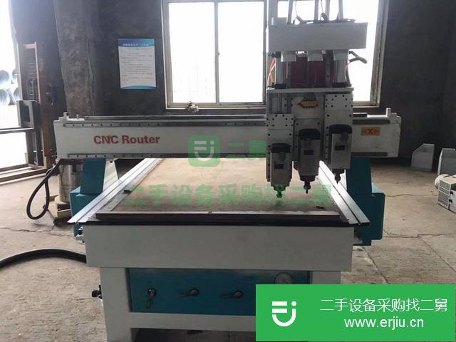 轉(zhuǎn)讓出售二手處理二手雕刻機(jī)
