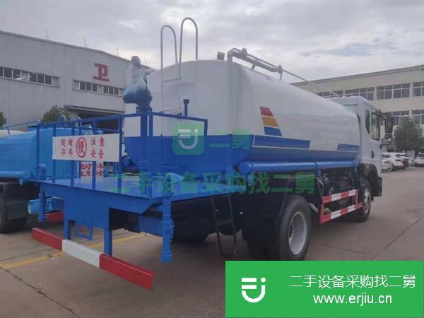 轉(zhuǎn)讓東風(fēng)D9灑水車12方