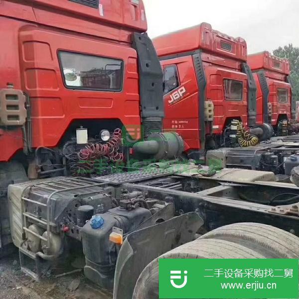 轉讓二手18年的陜汽德龍重視豪沃，福田歐曼雙驅輕體牽引車，可分期可提檔