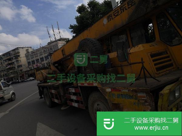 轉(zhuǎn)讓06年一月泰安吊車