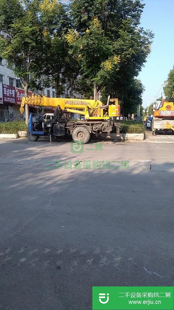 出售三輪吊車一臺