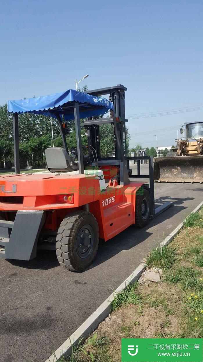 低價(jià)出售轉(zhuǎn)讓叉車，處理柴油叉車