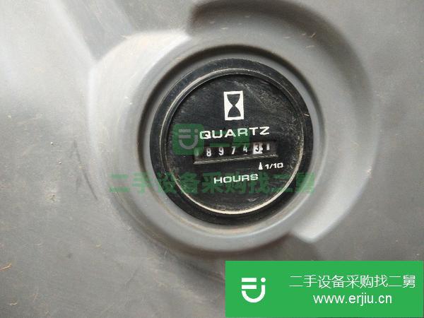 出售二手的九成新的神鋼210-8挖機