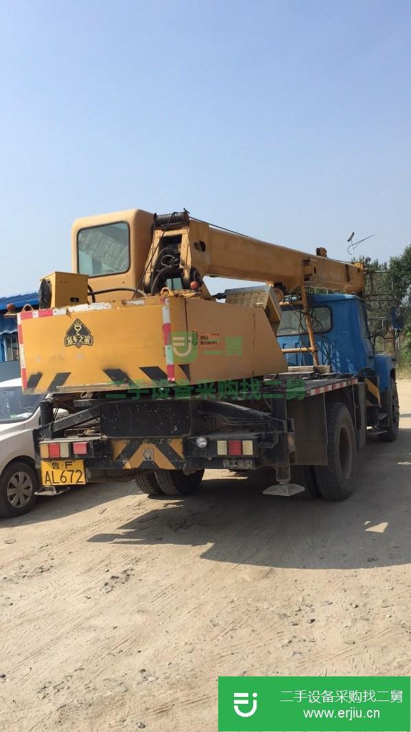 出售二手的九成新的12年徐工8B.5吊車