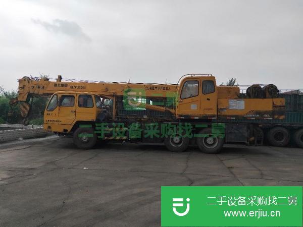 出售二手的八成新的2005年徐工25E吊車
