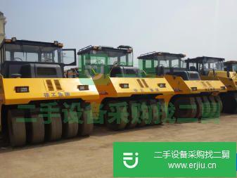 轉(zhuǎn)讓:二手22噸壓路機(jī)急售急轉(zhuǎn)