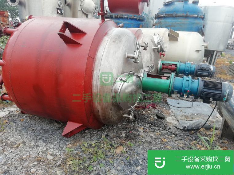 轉讓:出售兩臺兩噸電加熱不銹鋼反應釜
