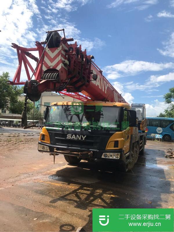 轉(zhuǎn)讓一臺(tái)三一50噸吊車