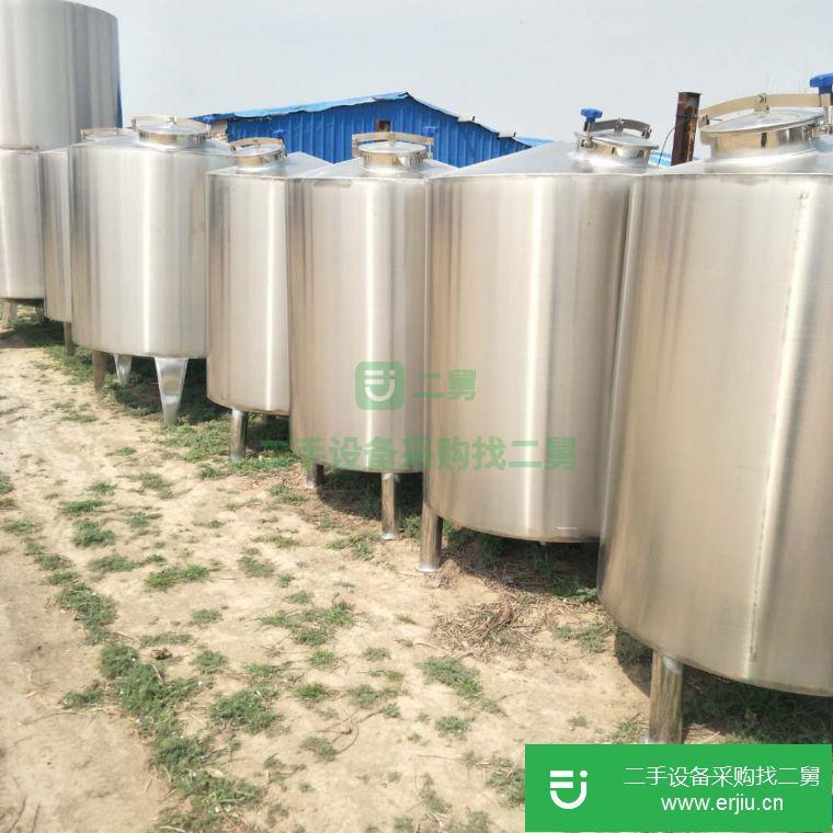 轉讓:出售二手不銹鋼儲罐 食品級儲罐 飲料廠攪拌罐