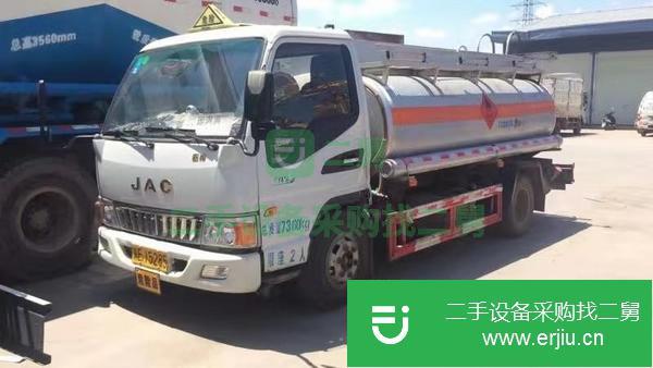 轉讓手續齊全江西牌5噸油罐車。