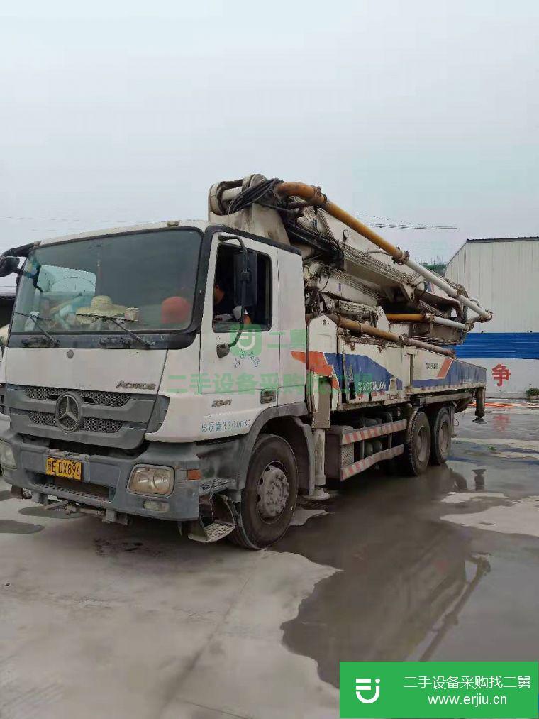 轉(zhuǎn)讓中聯(lián)二手混凝土泵車