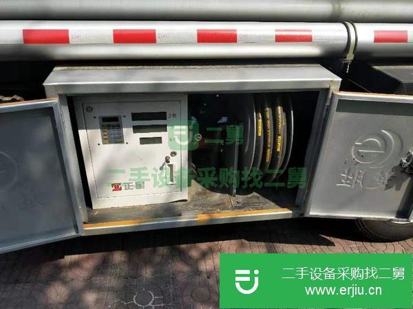 低價出售上好牌的5噸油罐車