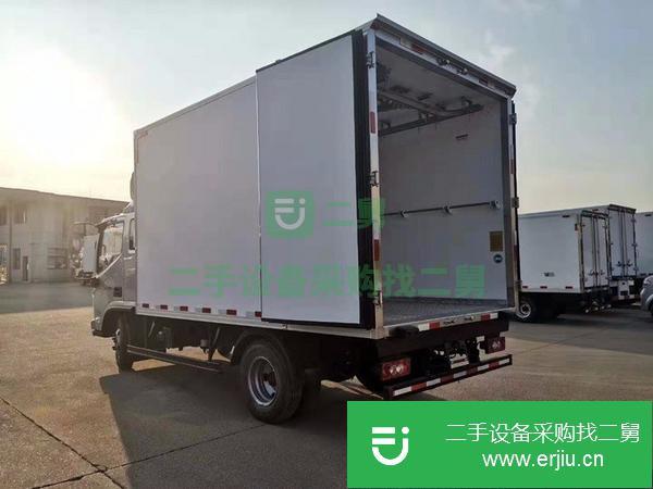 轉(zhuǎn)讓福田奧鈴排半藍牌冷藏車低價處理
