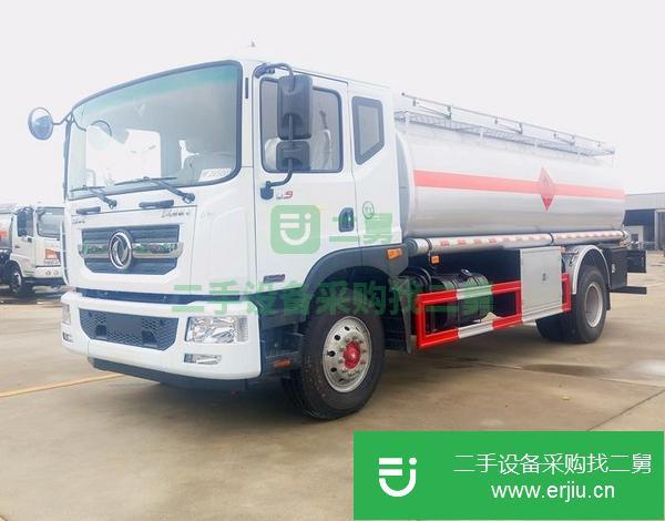 轉(zhuǎn)讓超值D9多利卡油罐車