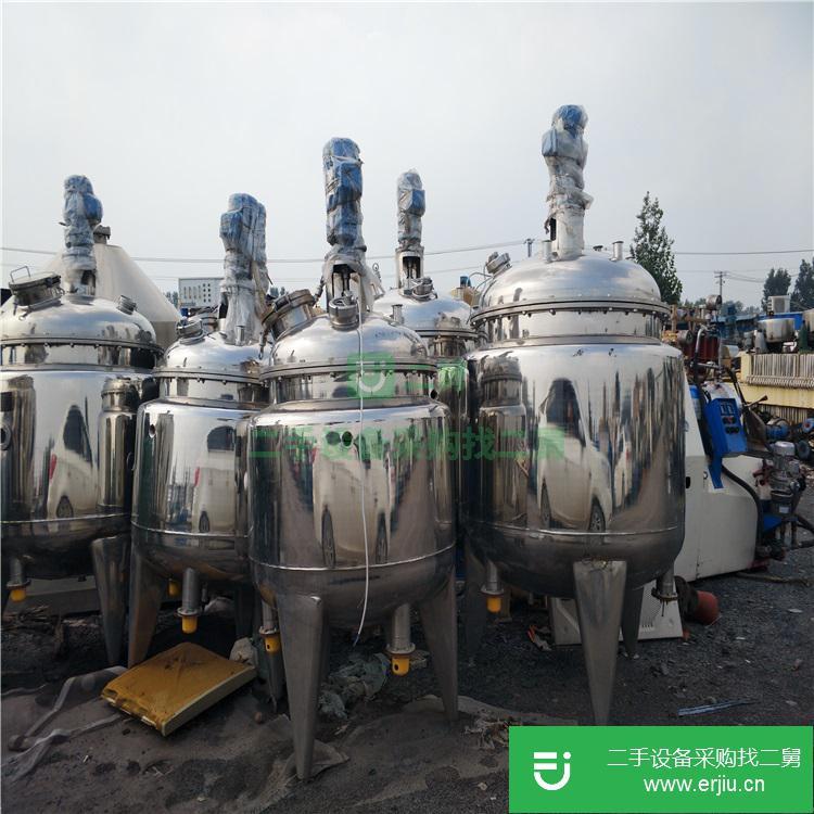 304不銹鋼配料攪拌罐 二手電加熱攪拌罐 衛生級食品不銹鋼儲罐