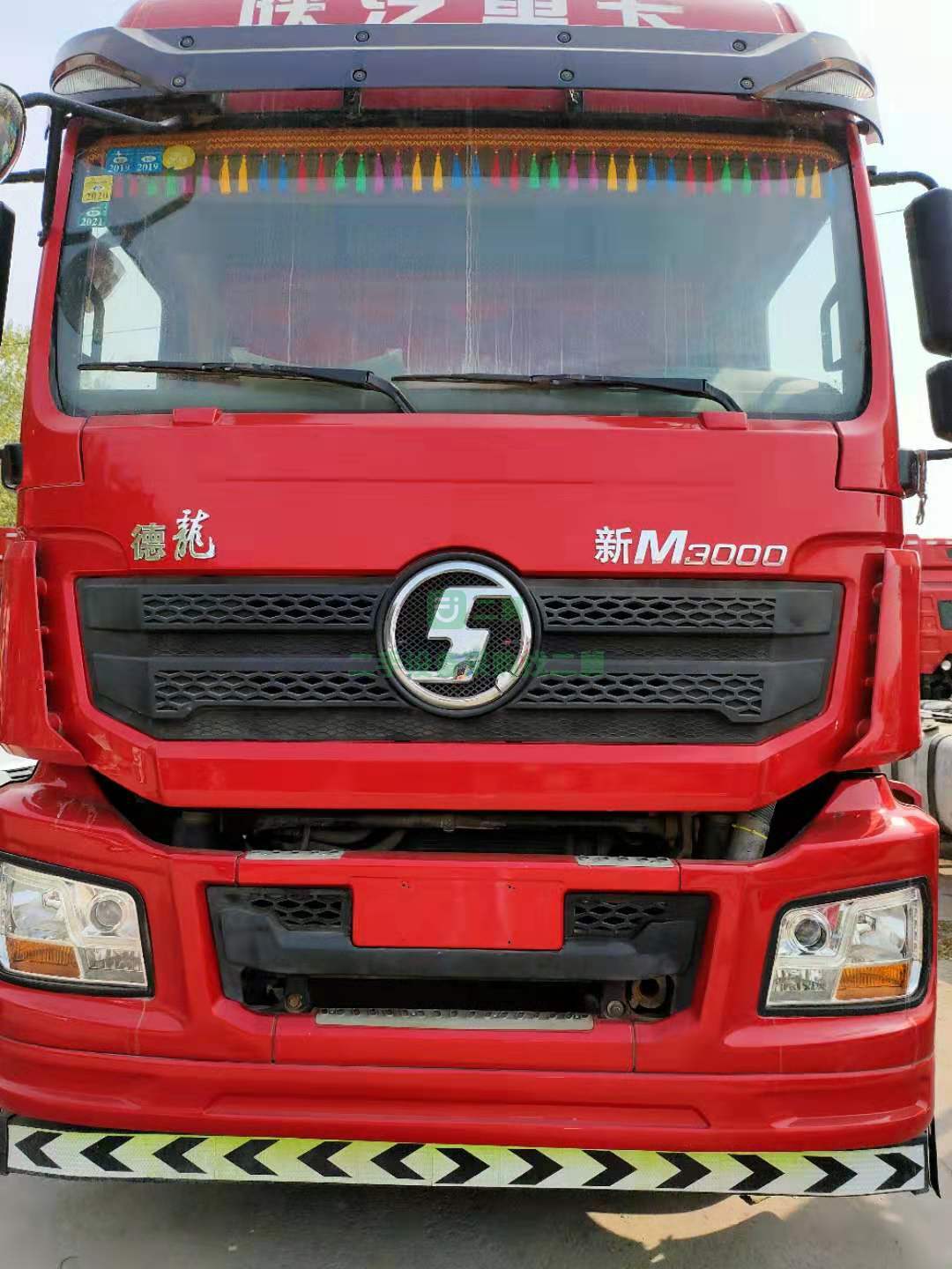 急售9成新?tīng)恳囶^德龍新M3000，430馬力山東省濟(jì)寧市