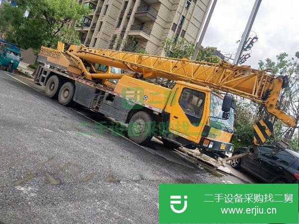 轉(zhuǎn)讓二手的徐工20G吊車10年10月份