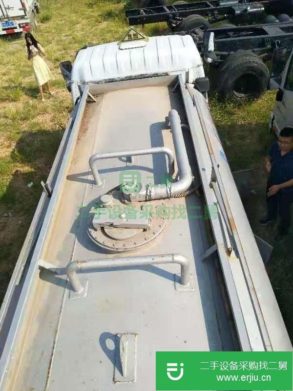 二手油罐車低價出售
