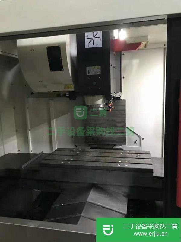 出售二手喬峰V-8立式車床加工中心二手加工中心三菱M70系統