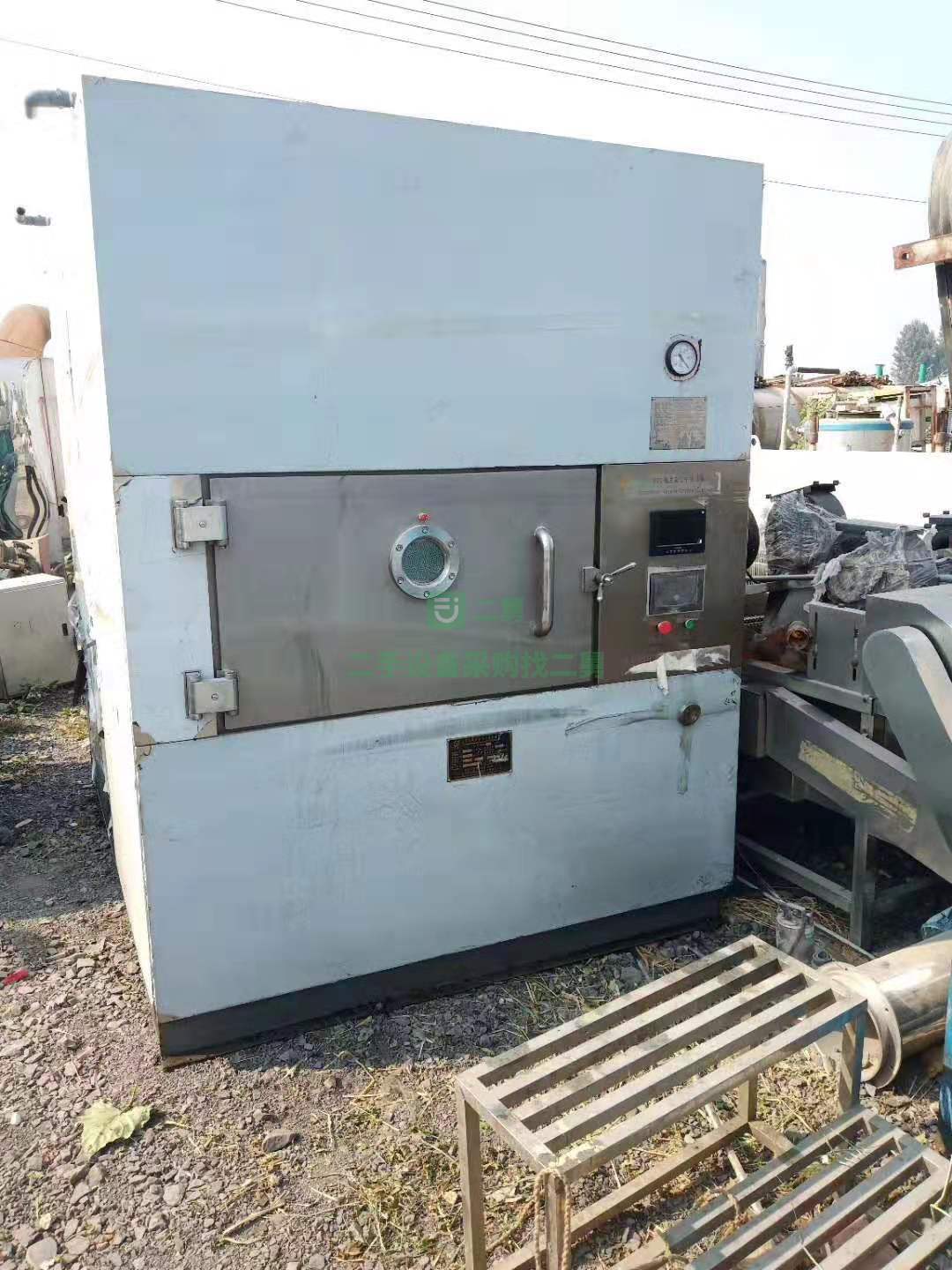 25千瓦電磁波加熱廂式微波真空干燥設備