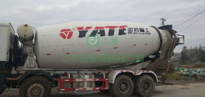 急售8成新攪拌車豪濼底盤亞特上裝豪濼底盤亞特上裝山東省濟寧市