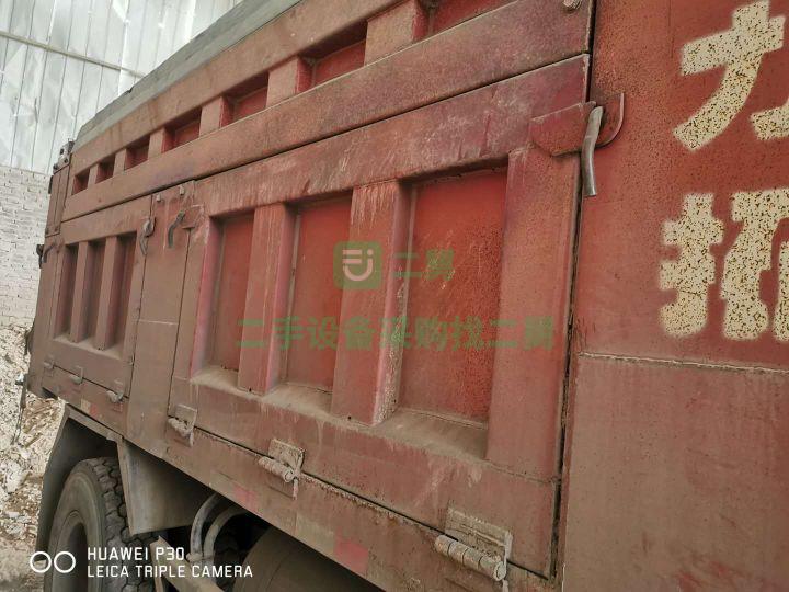 二手的東風力拓藍牌自卸貨車出售