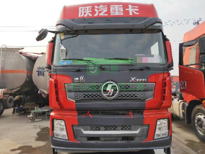 出售二手牽引車18年5月份德龍550馬力 二代 輕體