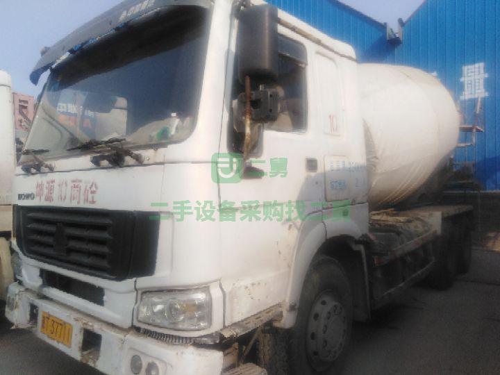 急售7成新個(gè)人混泥土攪拌車豪沃混泥土攪拌車大12方混泥土攪拌