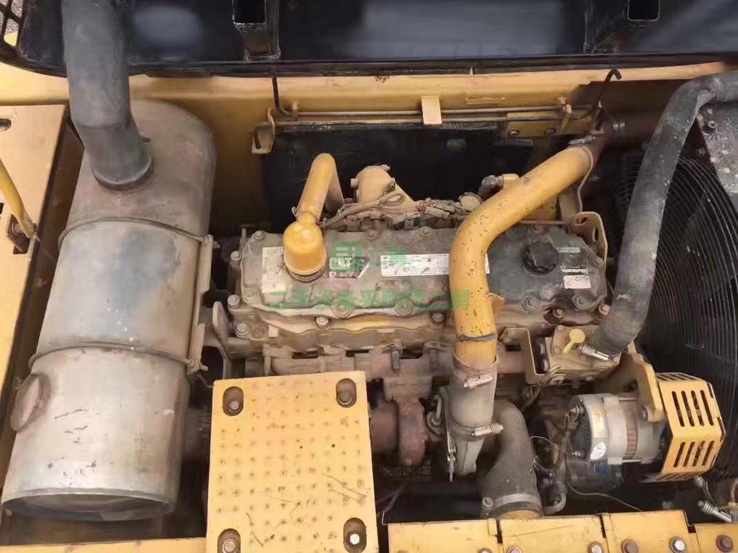 低價轉讓卡特320/329/336/349等各品牌一手土方挖掘機
