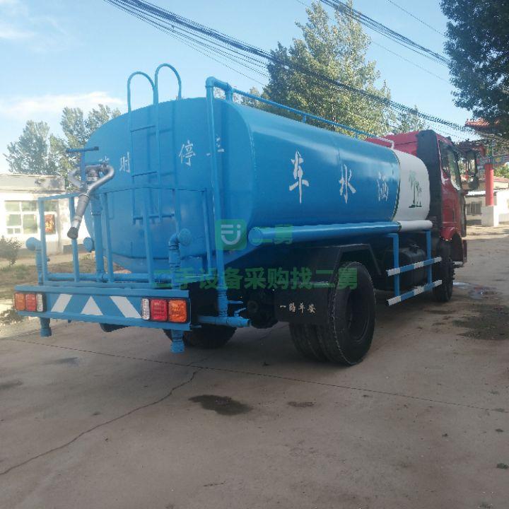 急售8成新灑水車解放J6160馬力，十二噸位灑水車河北省保定