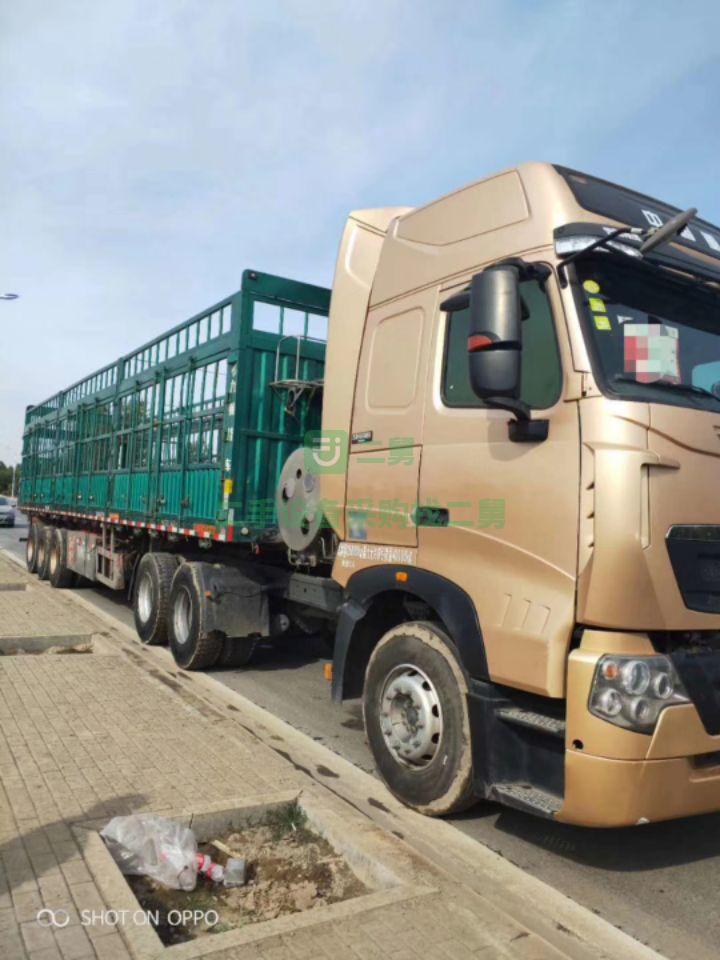 急售9成新牽引車.半掛車天燃氣豪沃國5排放    430馬力