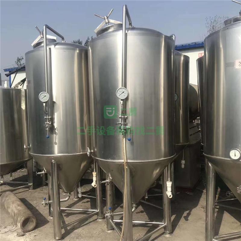 出售二手啤酒設備九成新
