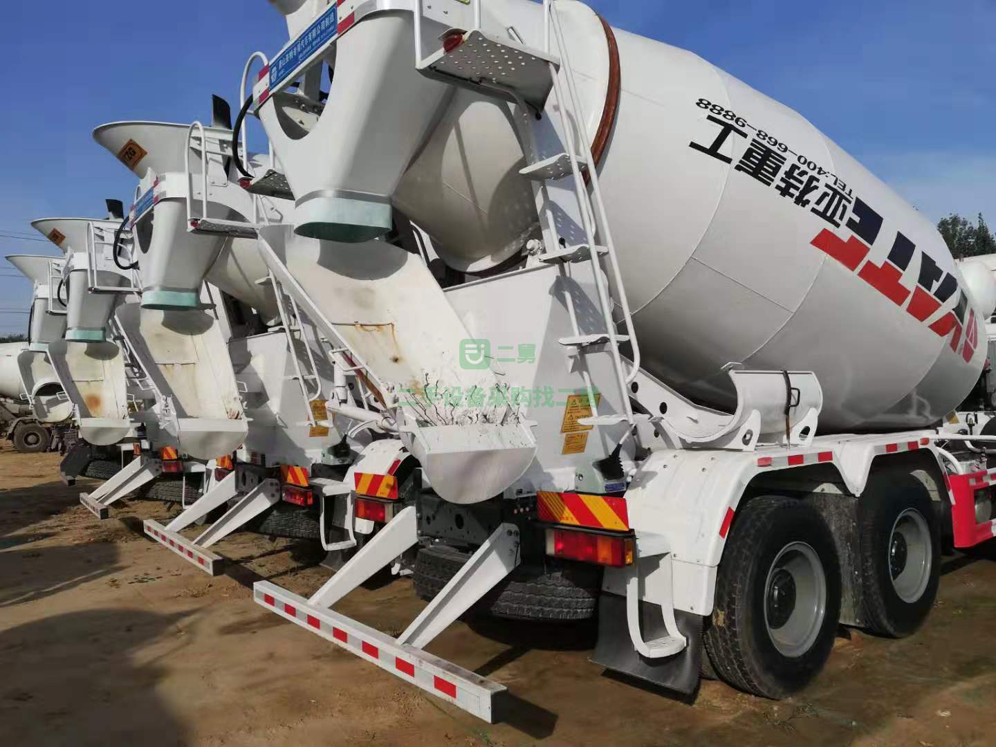 急售9成新攪拌車(chē)豪沃亞特上裝12方山東省濟(jì)寧市