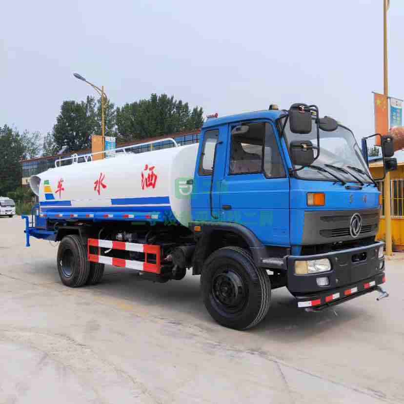 急售9成新灑水車東風(fēng)多利卡D6山東省-濟(jì)寧市