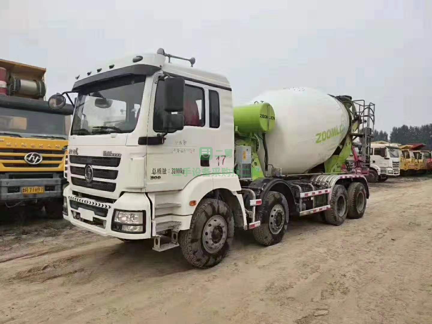 陜汽德龍輕型攪拌車